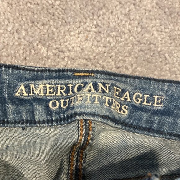 American Eagle High-Rise cropped distressed jegging style jeans 👖 size 4 - Picture 7 of 16